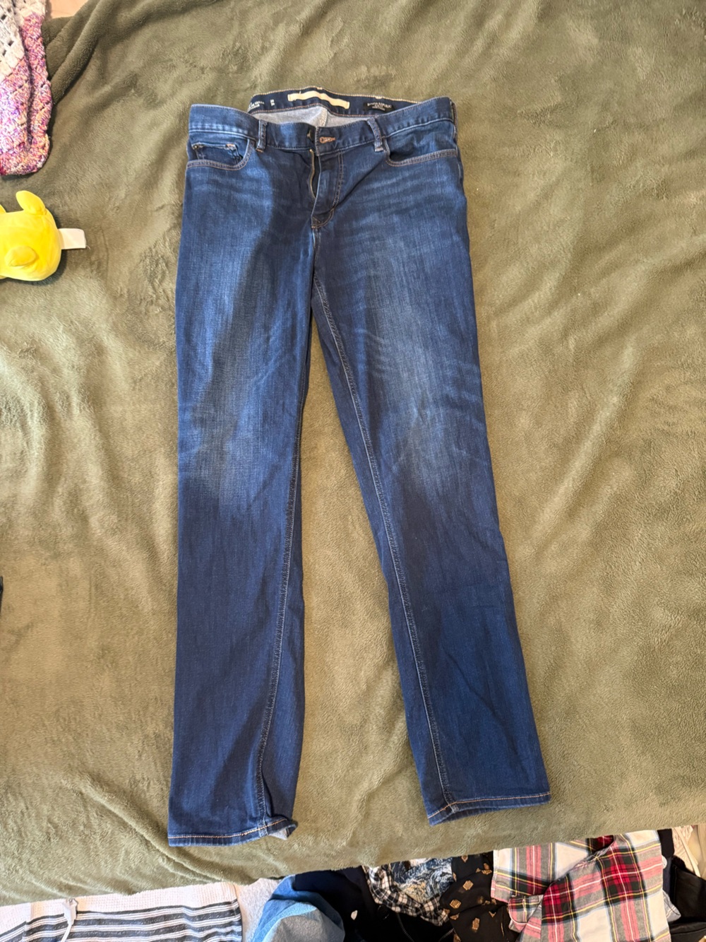 Banana Republic Men's Skinny Jeans in Dark Blue Wash